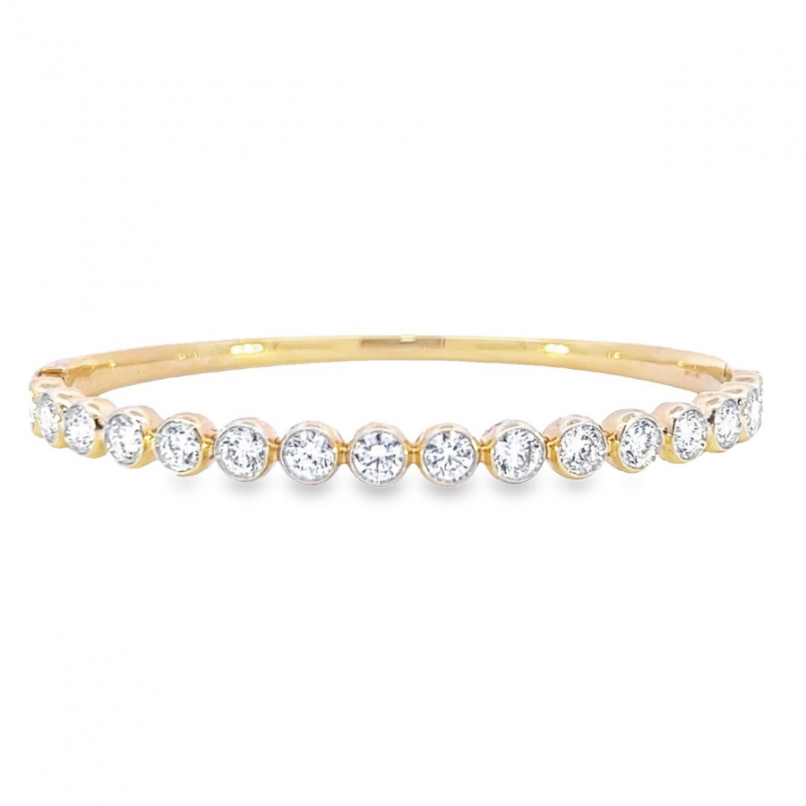 LUXURIOUS ECO-FRIENDLY BANGLE WITH YELLOW GOLD AND SUSTAINABLE DIAMONDS - 13.82 NET WEIGHT AND 16.00 DIAMOND PCS 