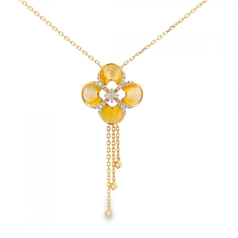 DIAMOND NECKLACE WITH CLARITY VS AND COLOR G TO H: 0.30 CARAT DIAMOND AND 2.64 CARAT SEASHELL IN FLOWER DESIGN WITH YELLOW GOLD 18K