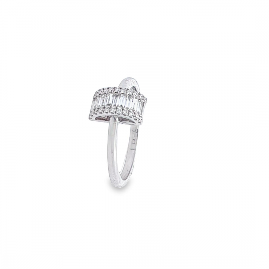 ELEGANT DIAMOND RING WITH CLARITY VS AND COLOR G TO H, 0.30 CARAT DIAMOND WITH ARC DESIGN IN WHITE GOLD 18K