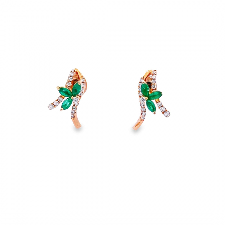 DIAMOND EARRING: THIS EARRING FEATURES A 0.20 CARAT DIAMOND WITH VS CLARITY AND G TO H COLOR, ALONG WITH A 0.40 CARAT EMERALD. IT HAS A DESIGN OF THREE LEAVES AND IS MADE OF YELLOW GOLD 18K.