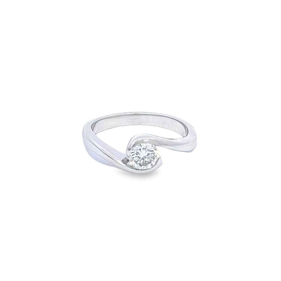 RING 0.55 CARAT G-H ROUND DIAMOND RING WITH VS CLARITY IN WHITE GOLD