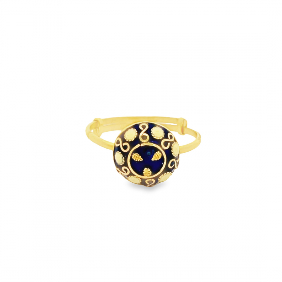 Stunning 21k Gold Traditional Arabic Ring with Black Design in the Middle