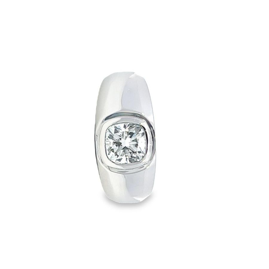 Elegant 2.02ct White Gold Ring with Pure Sustainable Diamond - Net Weight 9.99g