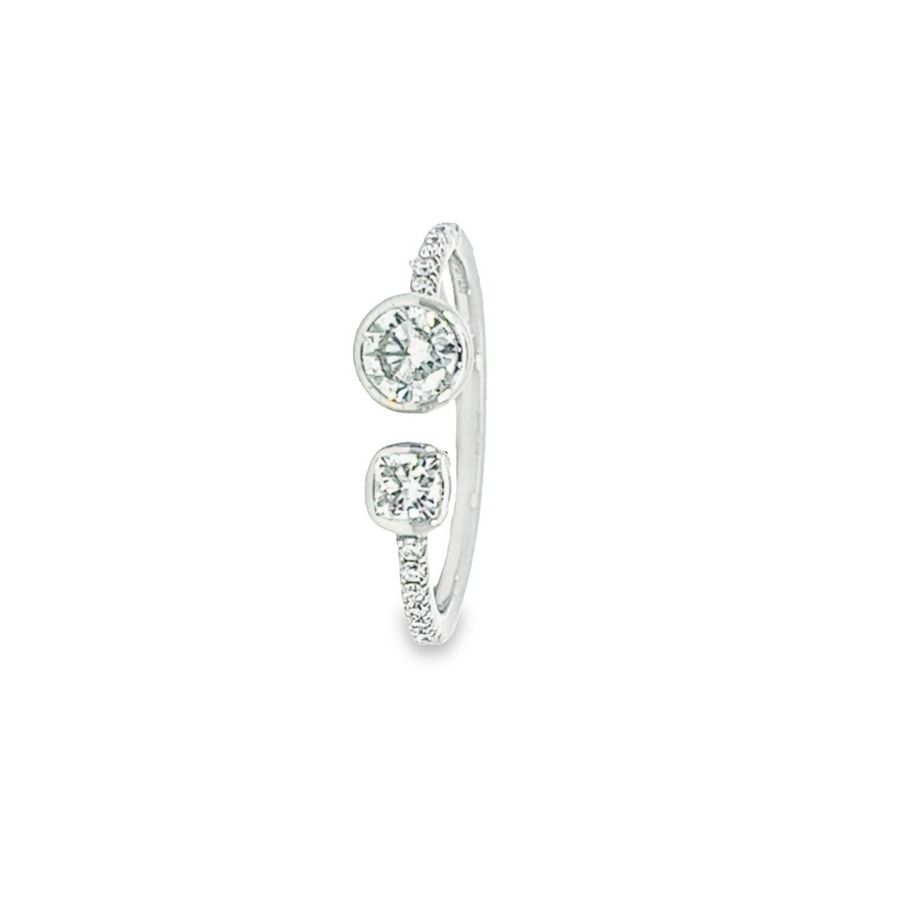 Elegant White Gold Ring with 15 Sustainable Diamonds (0.72 ct Net Weight)