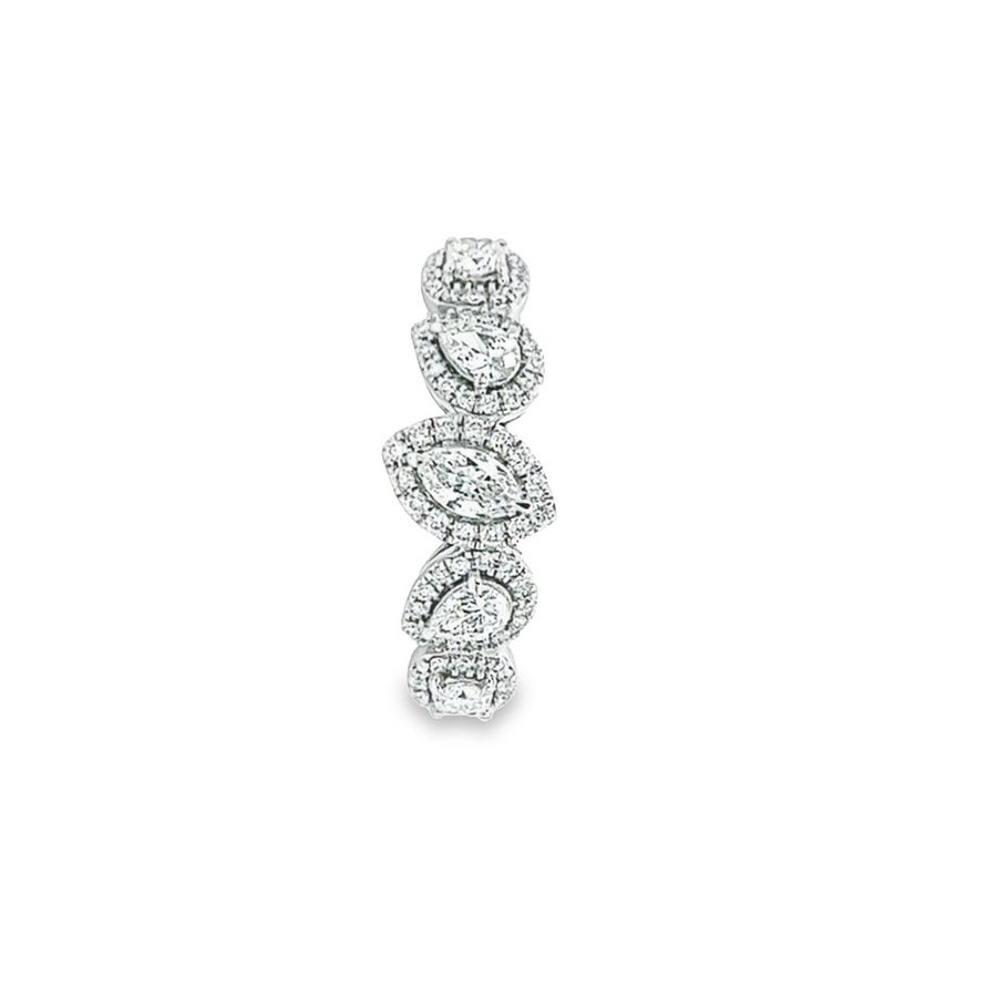 Luxurious Sparkle: 71 Sustainable Diamonds in a White Gold Ring, Net Weight 3.97