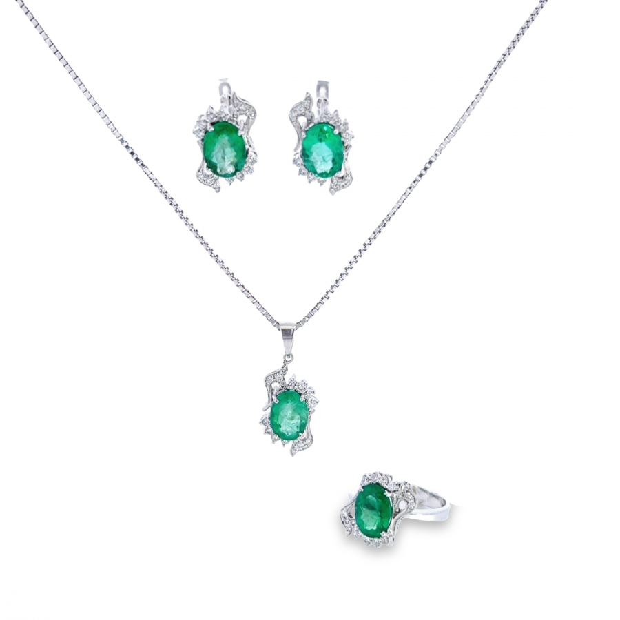 HALF SET DIAMOND NECKLACE, EARRING, AND RING WITH EMERALD GEMSTONE - CAPTIVATING BEAUTY