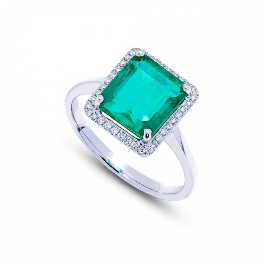  EMERALD  RING AND DIAMOND