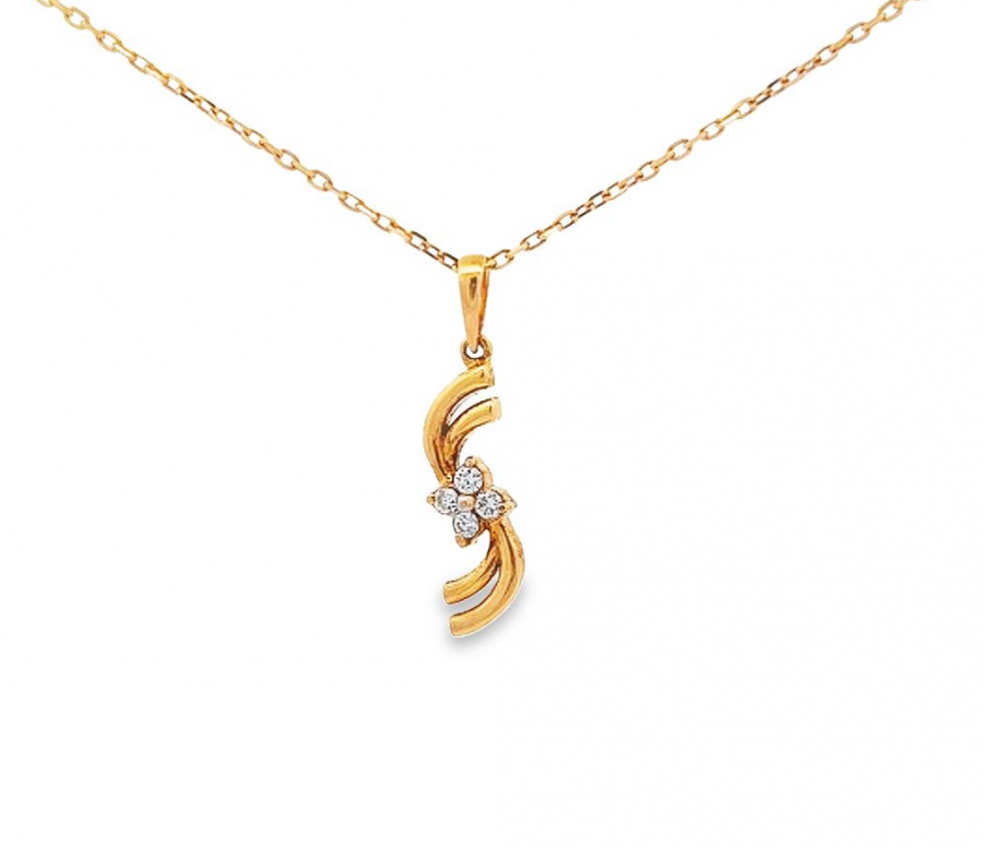  18K YELLOW GOLD NECKLACE WITH 0.08 CARAT ROUND DIAMOND