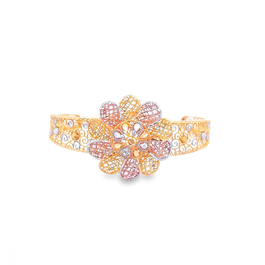 MAKE A STATEMENT WITH OUR THREE TONE GOLD BRACELET FEATURING STUNNING FLOWER DESIGN"